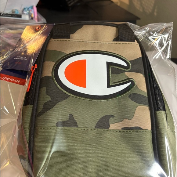 Champion Camouflage Insulated lunch bag/box - Picture 1 of 5